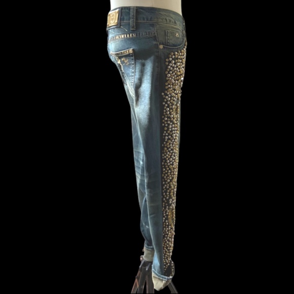 HOLT Maison De Luxe Embellished Distressed Jeans - Picture 6 of 9
